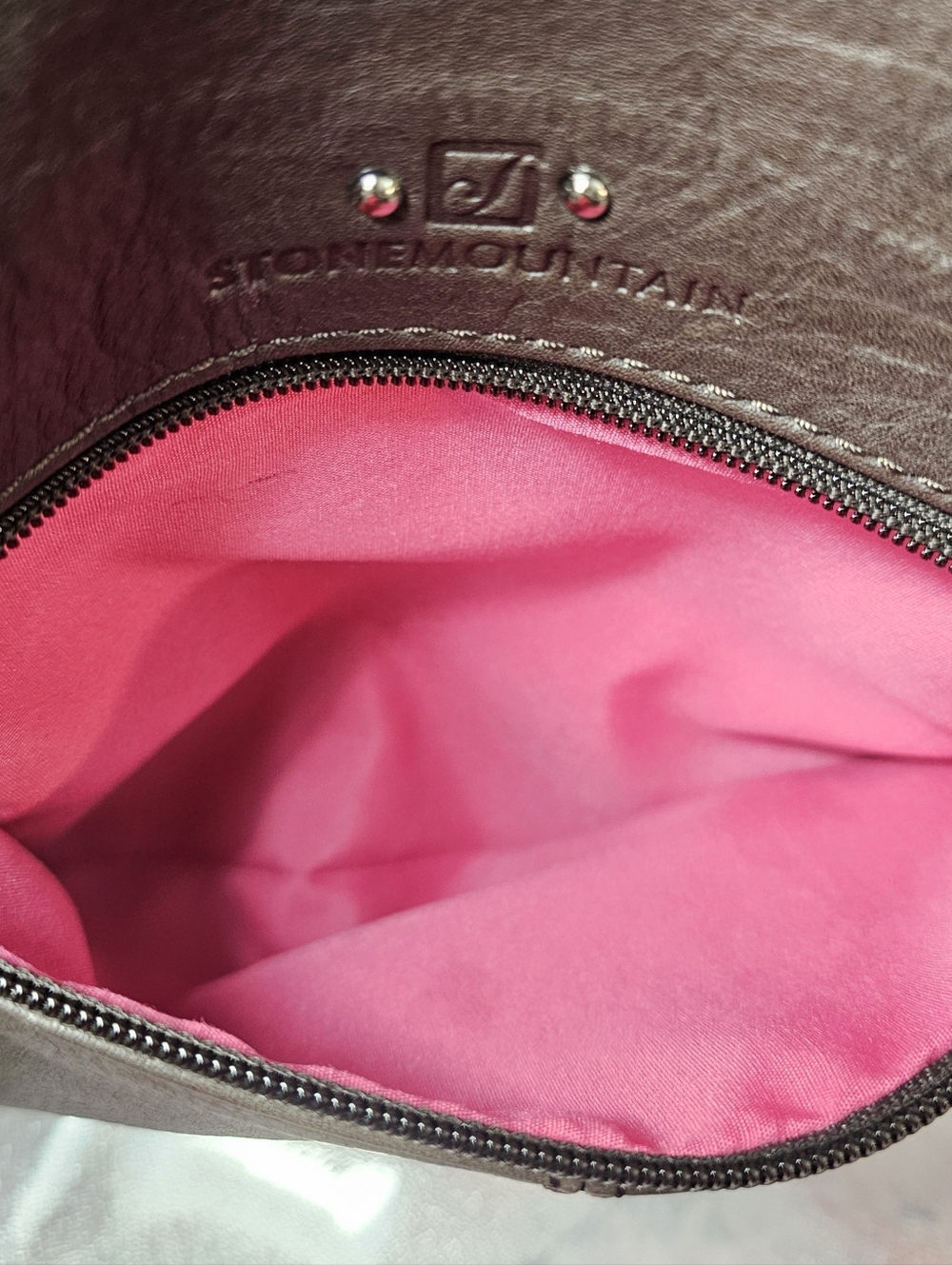Stone Mountain shoulder bag - Picture 11 of 13